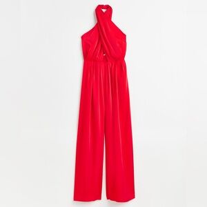 🆕(NWT) H&M Halterneck Shimmer Jumpsuit. Red. MEDIUM